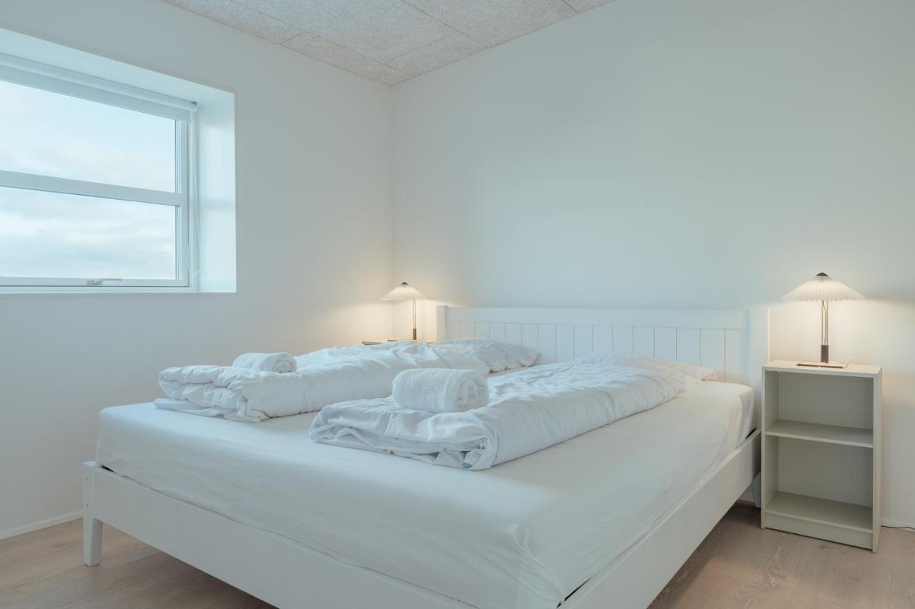 New 2 Bedroom Apt - Ocean And Mountain View Торсхавн Экстерьер фото