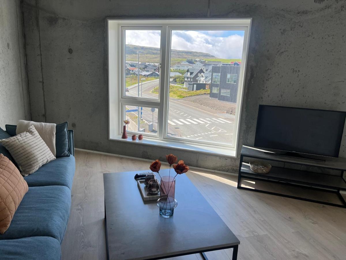 New 2 Bedroom Apt - Ocean And Mountain View Торсхавн Экстерьер фото