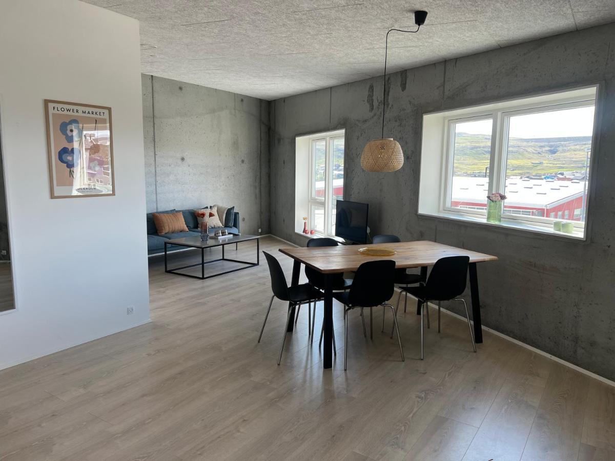 New 2 Bedroom Apt - Ocean And Mountain View Торсхавн Экстерьер фото